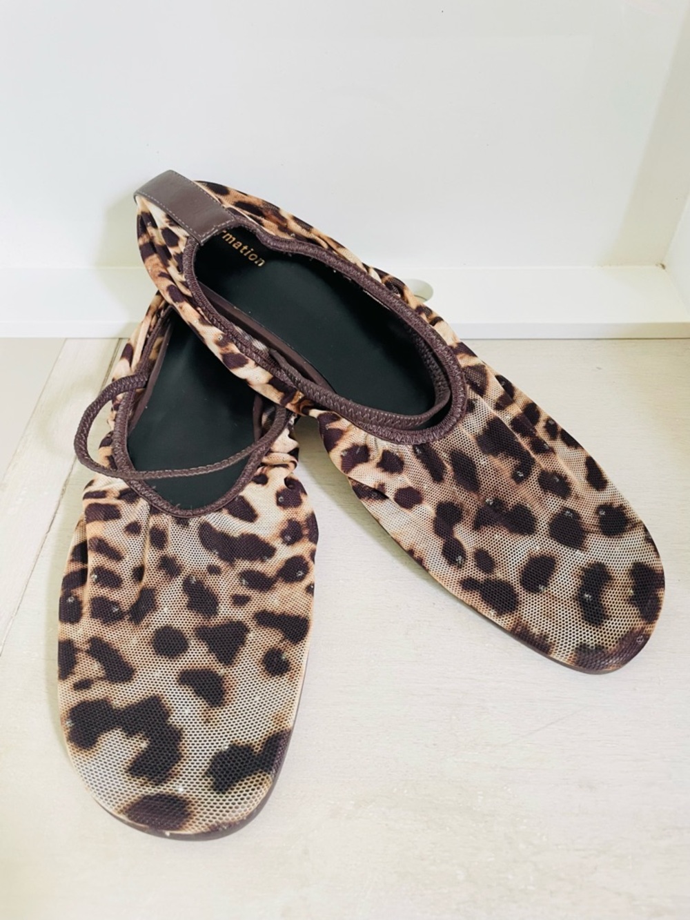 New Reformation brown leopard mesh ballet flats sz 8.5 - Picture 5 of 16